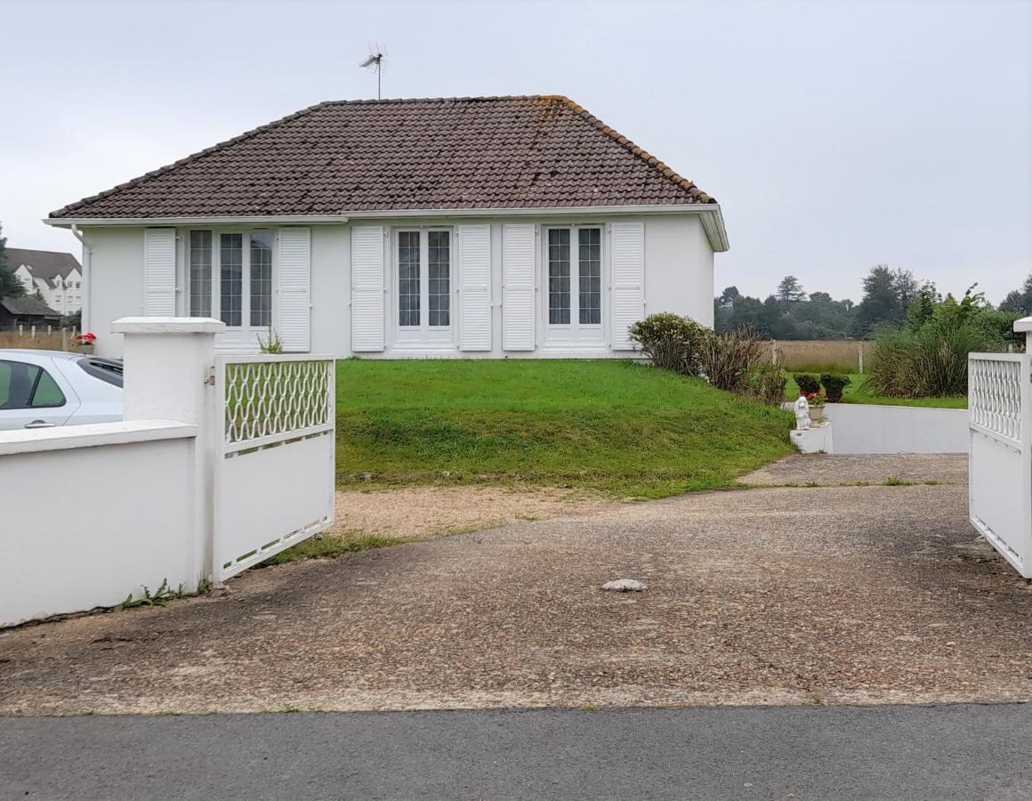 L'Opaline, Jolie Maison Avec Jardin 6 Pers,10Km Honfleur, Linge Et Internet Inclus Beuzeville Bagian luar foto